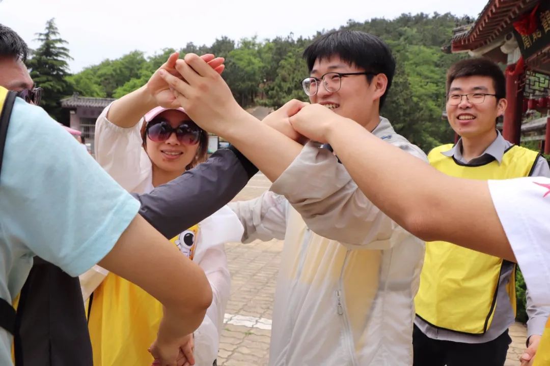 1651047074792972.jpg 70.jpg